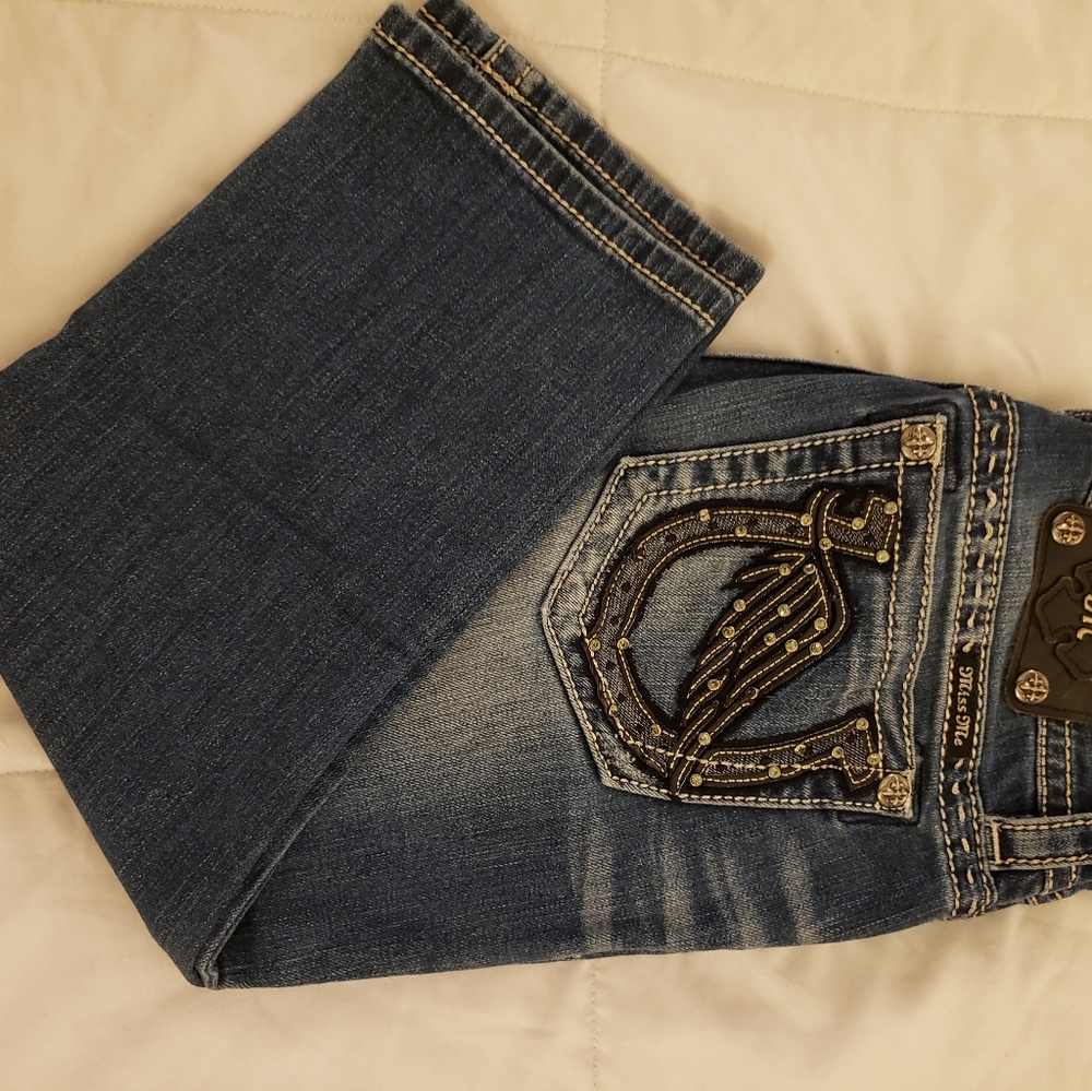 Miss Me Signature Capris